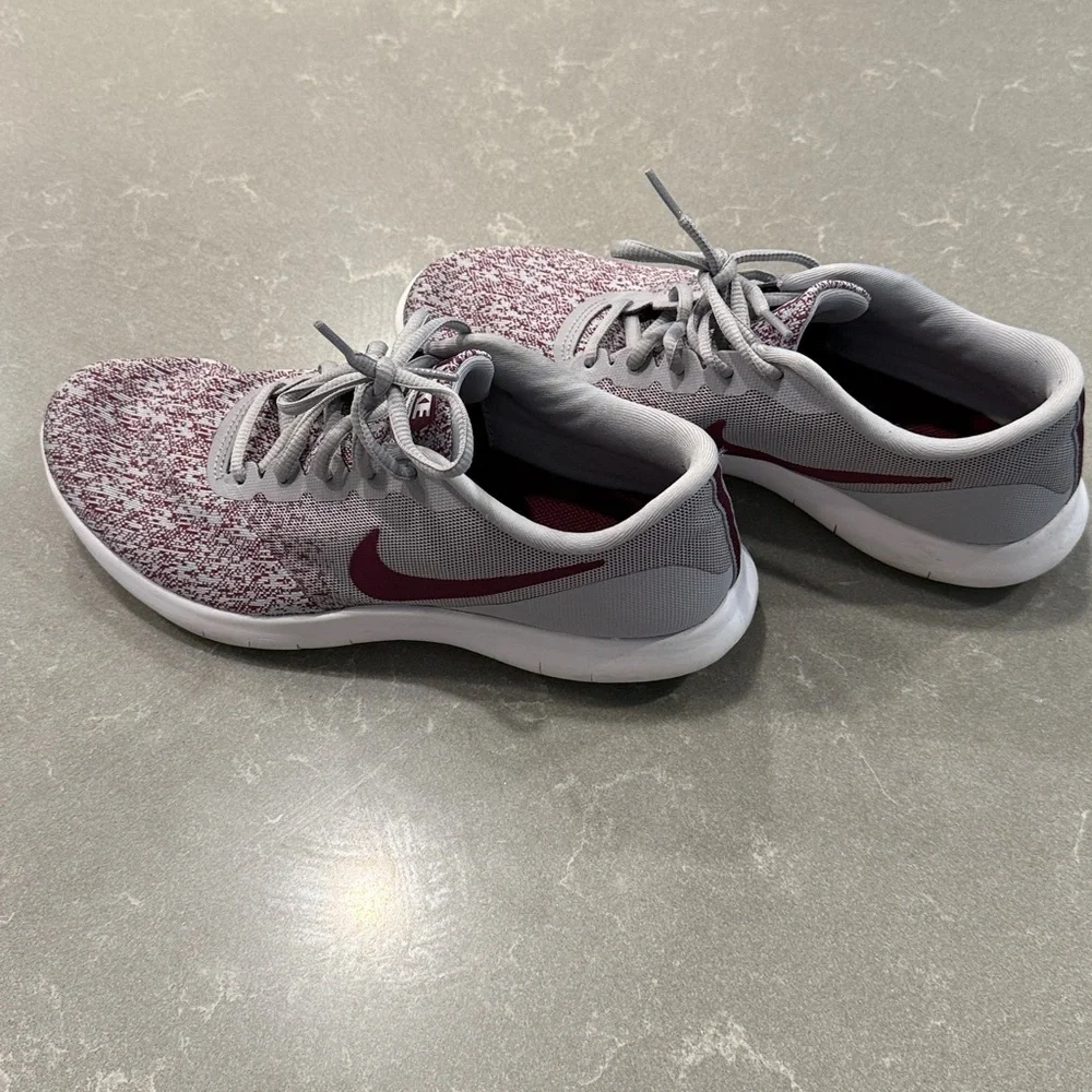 Nike Multicolor Knit Sneakers